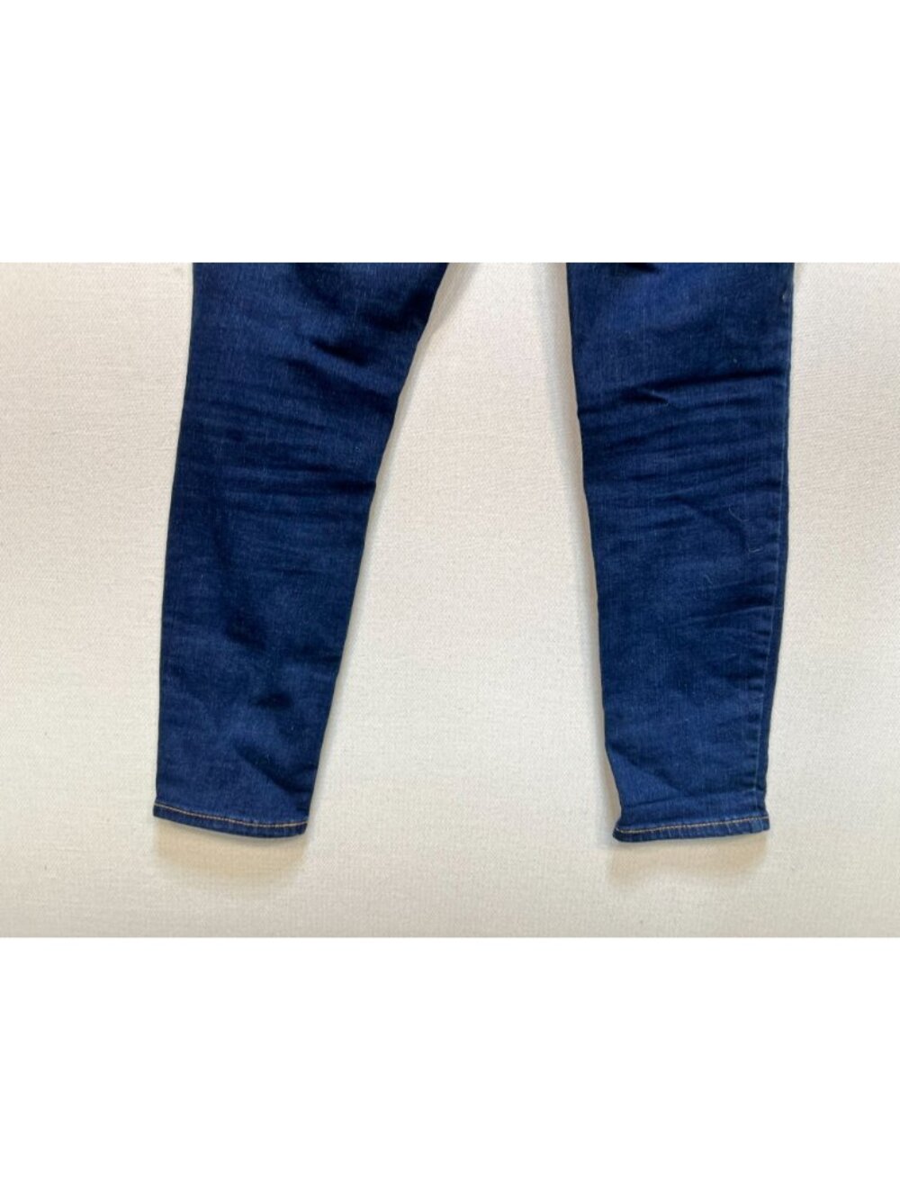 Old Navy Women's Mid-Rise Rockstar Super Skinny Jeans Stretch Denim Size 12 Blue - Picture 10 of 10